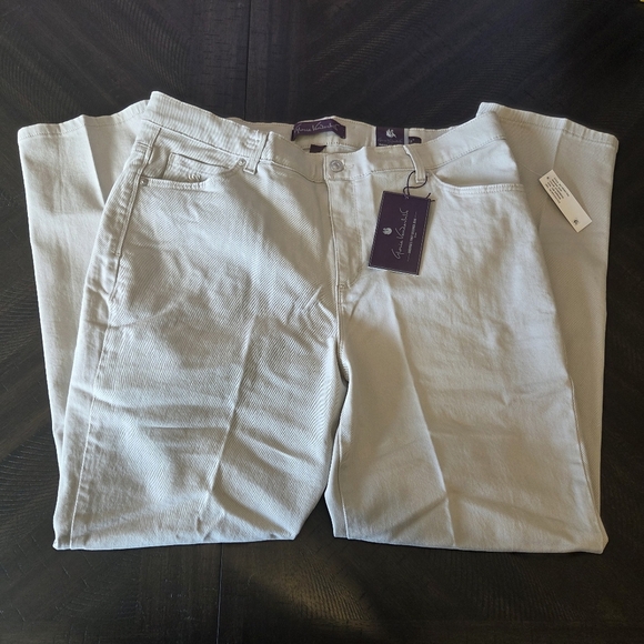 NWT Gloria Vanderbilt Amanda Stonewood Jeans 16W Classic Rise Tapered Leg - Picture 9 of 10